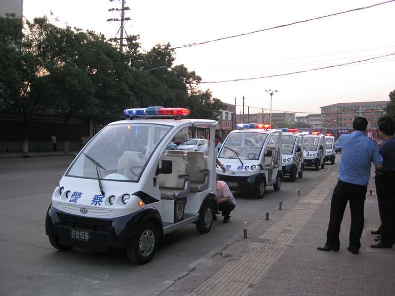 河北新宇宙電動(dòng)車有限公司自主研發(fā)生產(chǎn)的躍迪牌電動(dòng)巡邏車