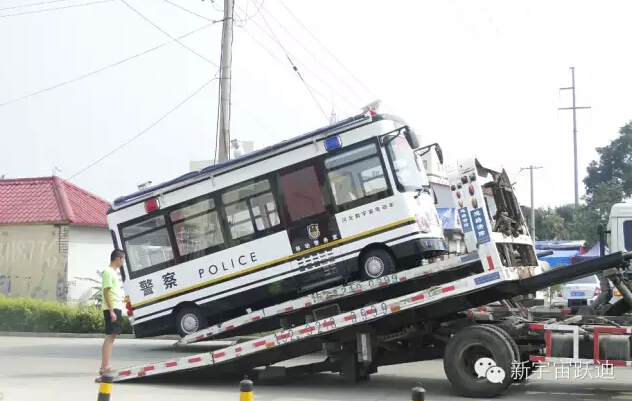 保定躍迪移動(dòng)警務(wù)室批量發(fā)車(chē)，全方位零距離服務(wù)群眾