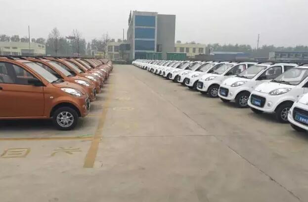 躍迪電動汽車批量發(fā)車滄州——軍工品質(zhì)，是您購買首選